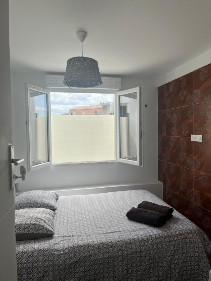 Appartement 4 Personnes, Aeroport Marseille Marignane Eksteriør billede