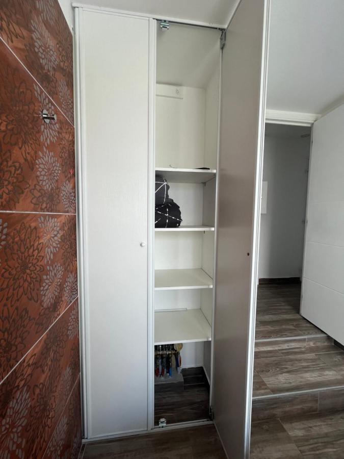 Appartement 4 Personnes, Aeroport Marseille Marignane Eksteriør billede